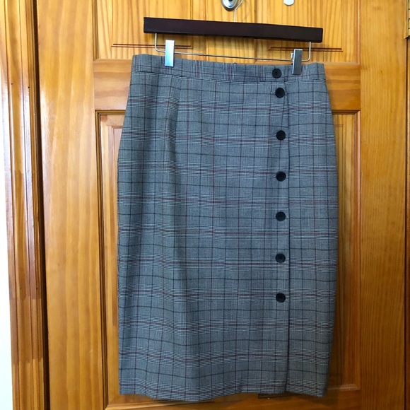 H&M Dresses & Skirts - H&M check pencil skirt. Nwot. H&M Dresses & Skirts - H&M check pencil skirt. Nwot.